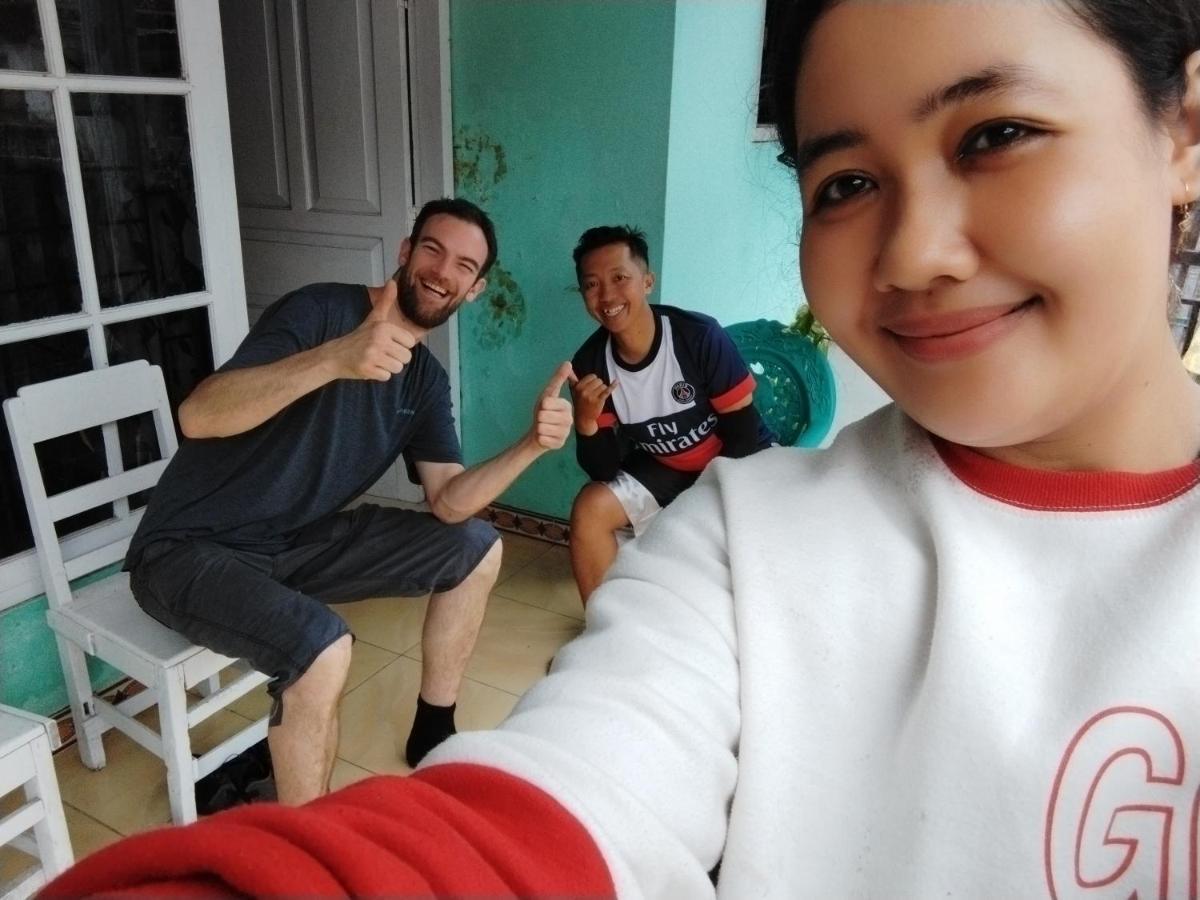 Nio Homestay And Tour Licin Exteriör bild